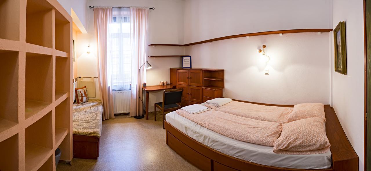 Santico Art Hotel And Hostel Budapest Eksteriør billede