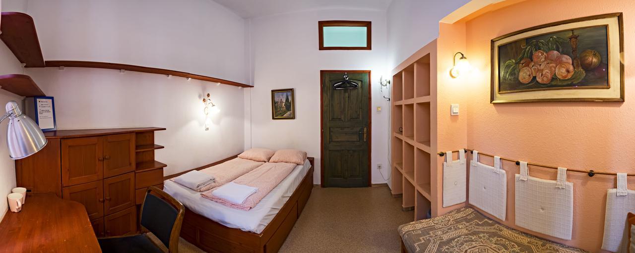 Santico Art Hotel And Hostel Budapest Eksteriør billede