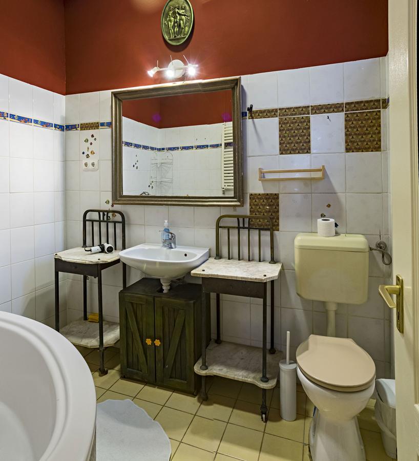 Santico Art Hotel And Hostel Budapest Eksteriør billede