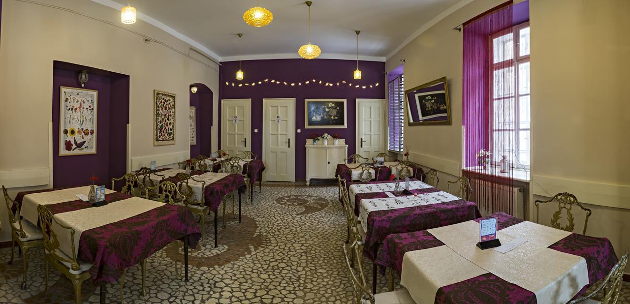 Santico Art Hotel And Hostel Budapest Eksteriør billede