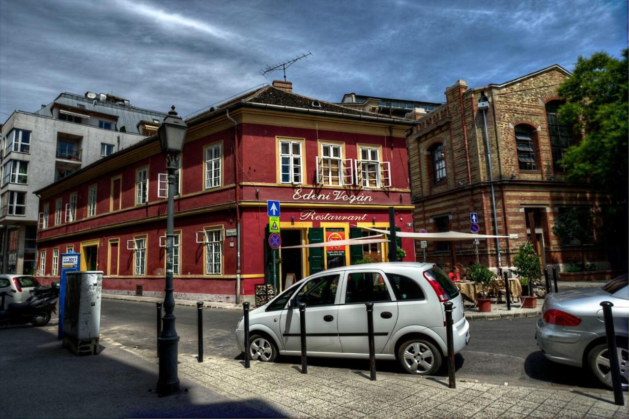Santico Art Hotel And Hostel Budapest Eksteriør billede